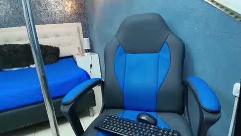 kata_97 online show from August 9, 3:18 am