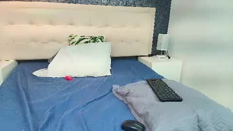 kata_97 online show from August 13, 8:17 am