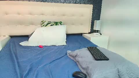 kata_97 online show from August 13, 9:23 am