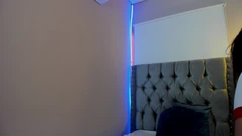kataleya_monet online show from August 5, 12:25 pm