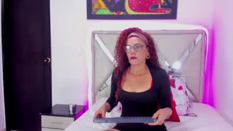 kataleya  online show from August 14, 1:04 pm