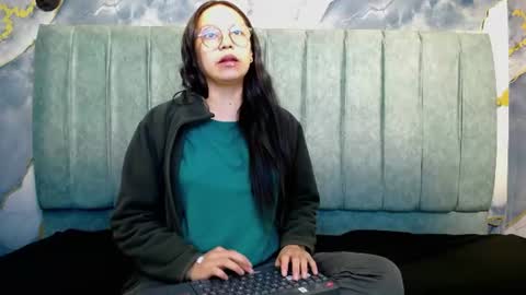 Katalina online show from August 7, 6:30 pm