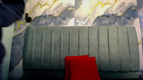 Katalina online show from August 7, 7:36 pm