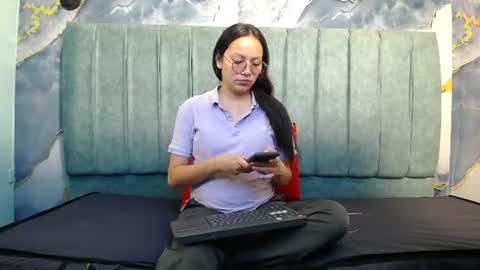 Katalina online show from August 12, 3:47 pm