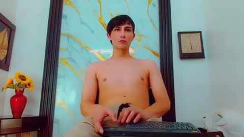 Katalella hot2 online show from August 4, 8:50 pm