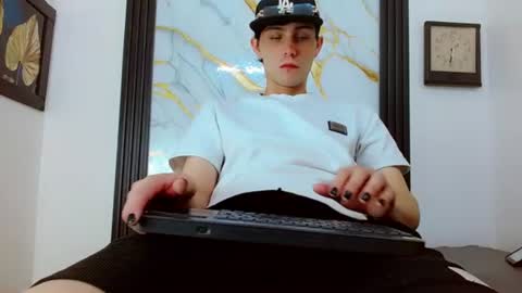 Katalella hot2 online show from August 15, 7:18 pm