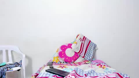 katalina_rivera online show from August 9, 8:43 pm