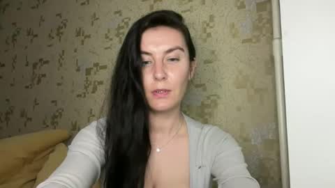 KatalinaQE online show from May 21, 1:35 pm