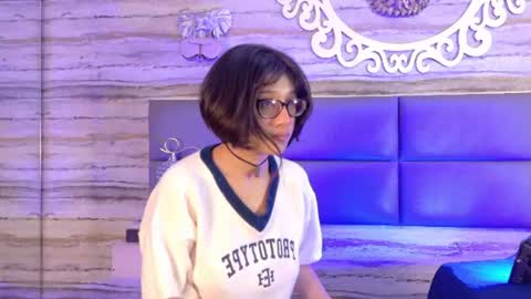  online show from July 30, 8:59 pm