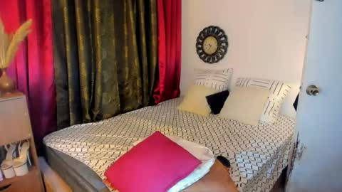 katarina_hot_mistress online show from August 14, 2:32 pm