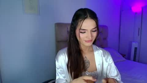 kate_bmoss_ online show from September 8, 1:56 am