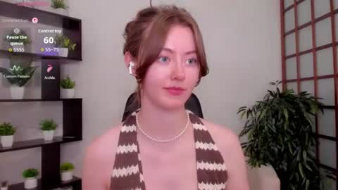 Kate online show from August 12, 5:21 am