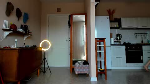kate_mikki online show from July 18, 4:24 am