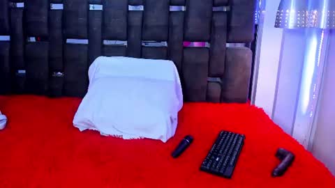 kate_roose online show from August 11, 11:18 pm