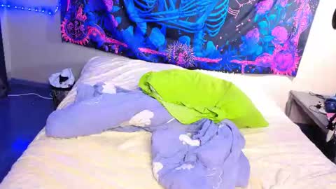 kate_sparkl online show from July 16, 7:47 pm