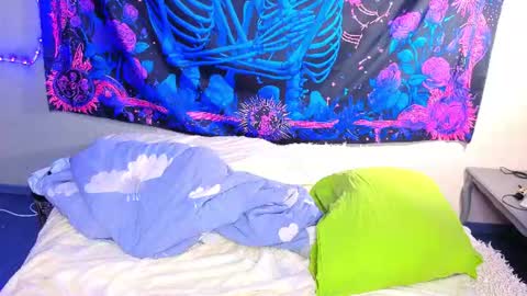 kate_sparkl online show from July 17, 1:16 am