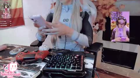 kate the pink girl online show from June 30, 4:13 am