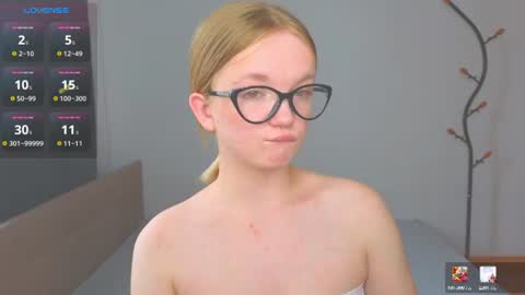 katebunnys online show from August 10, 5:31 am