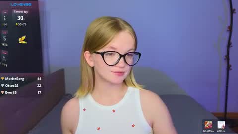 katebunnys online show from August 11, 11:29 pm
