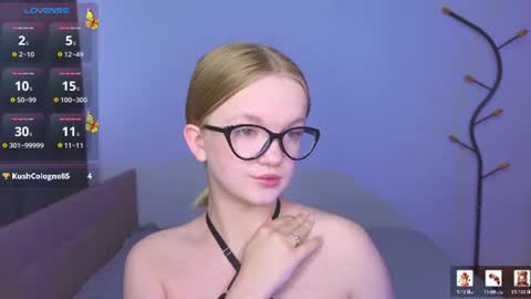 katebunnys online show from August 14, 4:38 am