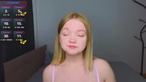katebunnys online show from August 17, 4:17 am