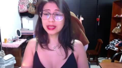 Kateeen18 online show from August 2, 4:30 am