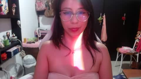 Kateeen18 online show from August 10, 2:13 am
