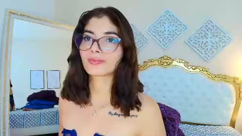 katee Martinez online show from July 28, 11:55 pm