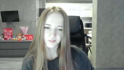 katekayer online show from May 7, 5:36 pm