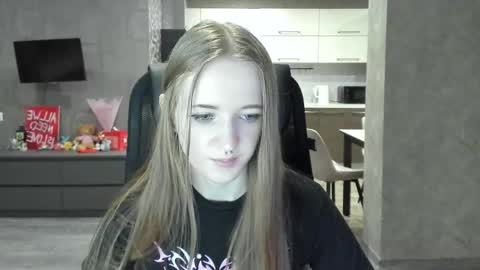 katekayer online show from May 8, 5:37 pm