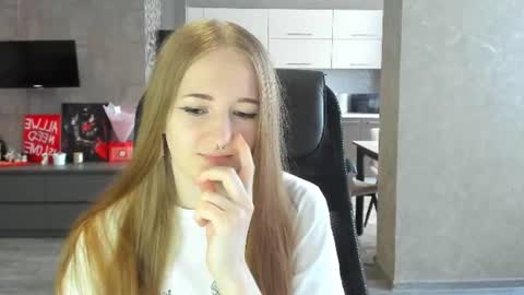 katekayer online show from September 5, 9:58 am