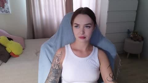 Im Kate   follow me on Instagram - littlekate708 3 online show from July 28, 8:09 am