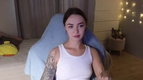 Im Kate   follow me on Instagram - littlekate708 3 online show from July 30, 2:57 pm