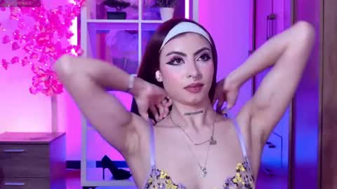 katellyrose online show from August 11, 10:34 pm