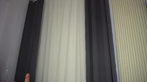 katelynsparks online show from August 15, 6:50 am