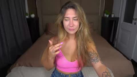 Kate online show from August 15, 7:56 am