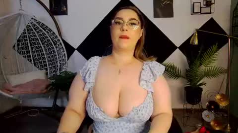 Kate online show from August 8, 8:09 pm