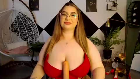 Kate online show from August 9, 6:09 pm