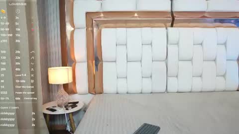 katha_mullerr online show from August 15, 12:47 am