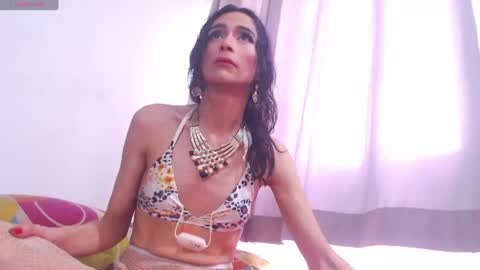 Kathaleia online show from August 1, 6:14 pm