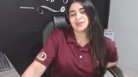 Call me Lau  online show from March 7, 12:40 am