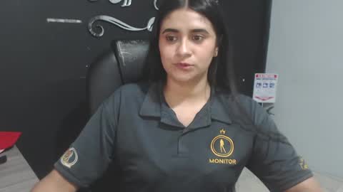 Call me Lau  online show from April 11, 10:54 pm