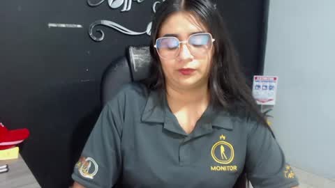 Call me Lau  online show from May 27, 11:18 pm