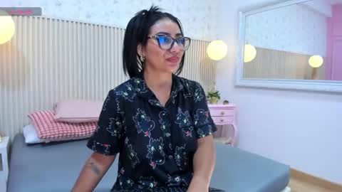 kathe_collins online show from August 7, 8:14 am