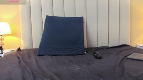 kathe_king online show from June 16, 2:32 am