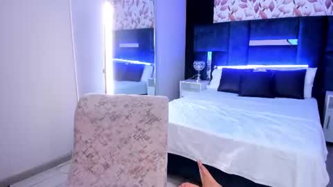 KatheGomez  online show from August 8, 4:45 am