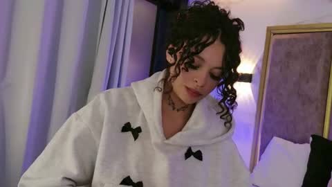 KatheGomez  online show from August 12, 4:59 am