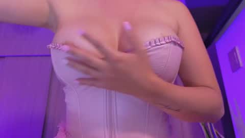 Kathee Saenz online show from August 13, 4:43 pm