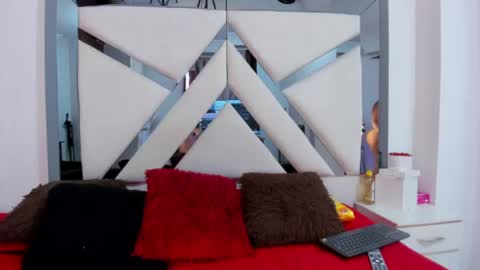 katherinefoster online show from August 19, 4:14 pm