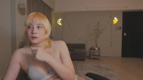 Kathy online show from July 30, 7:42 pm